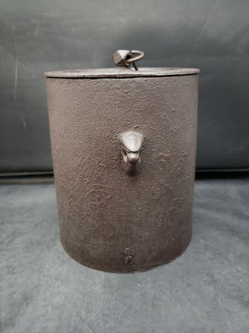 茶道具 茶釜 鉄釜 六角釜 銅蓋 顔面 鉄器 茶道具 > 五徳・釜・鉄 茶道具 茶釜 鉄釜 六角釜 銅蓋 顔面 鉄器 茶道具 > 五徳・釜・鉄